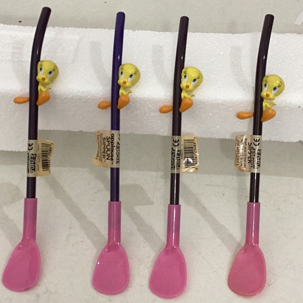 Vintage 80’s Looney Tunes Bundle – 4 Sipper Straws with Spoon Ends